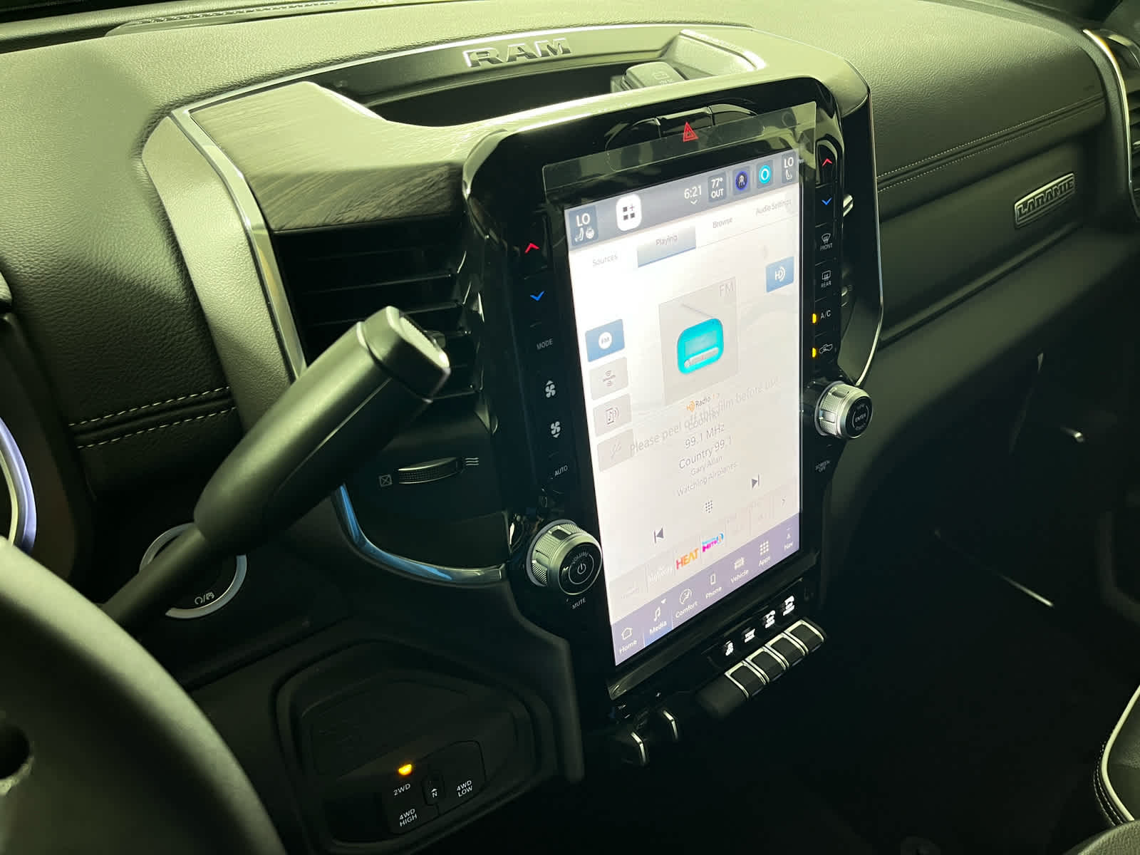 2026 RAM Ram 2500 RAM 2500 LARAMIE CREW CAB 4X4 6'4' BOX