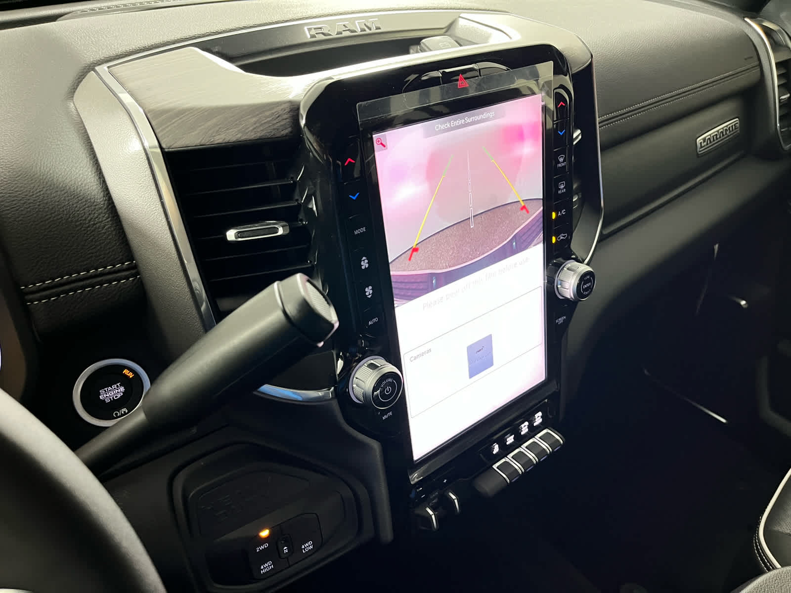 2026 RAM Ram 2500 RAM 2500 LARAMIE CREW CAB 4X4 6'4' BOX