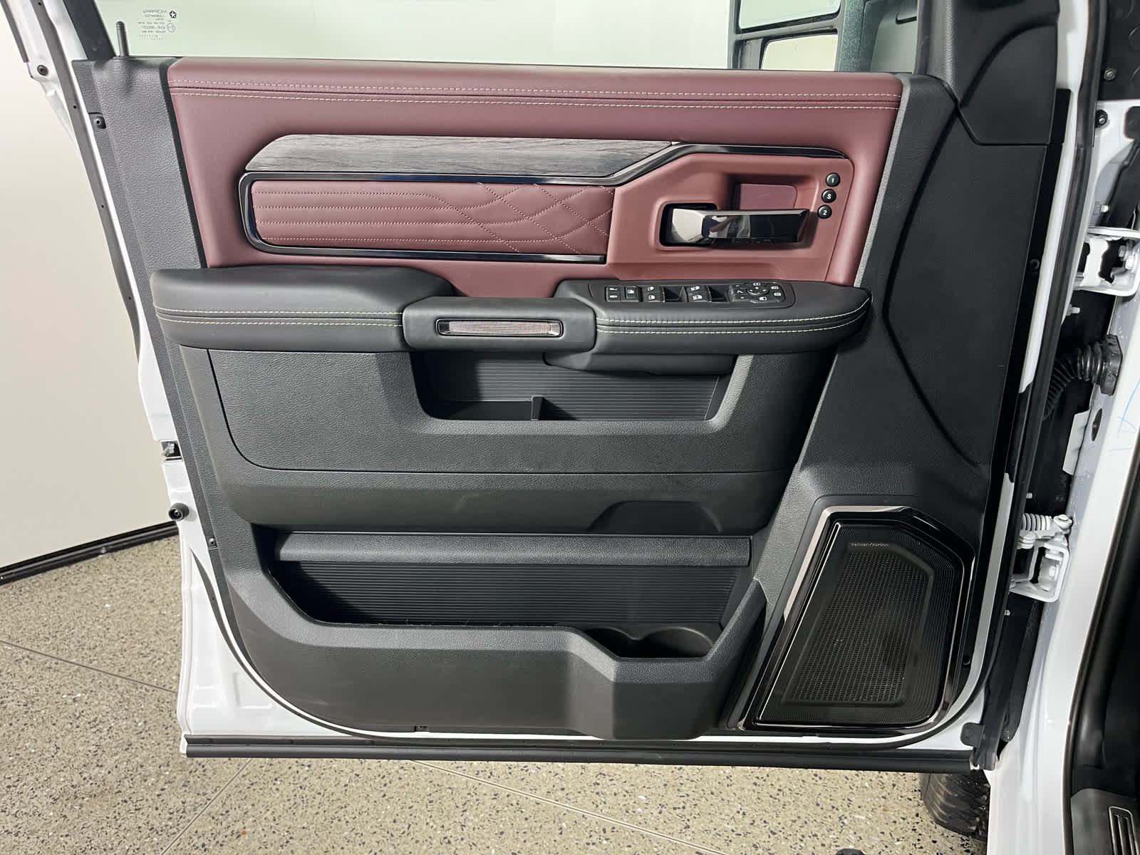 2027 RAM 2500 Limited