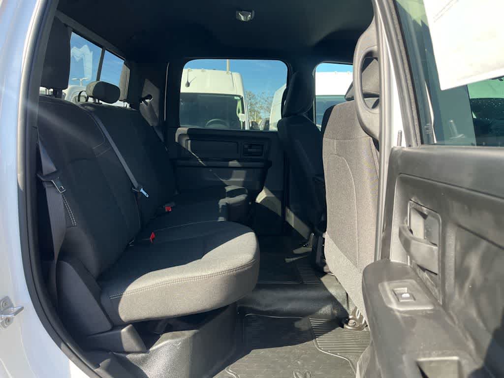 2026 RAM Ram 5500 Chassis Cab RAM 5500 TRADESMAN CHASSIS CREW CAB 4X2 84' CA