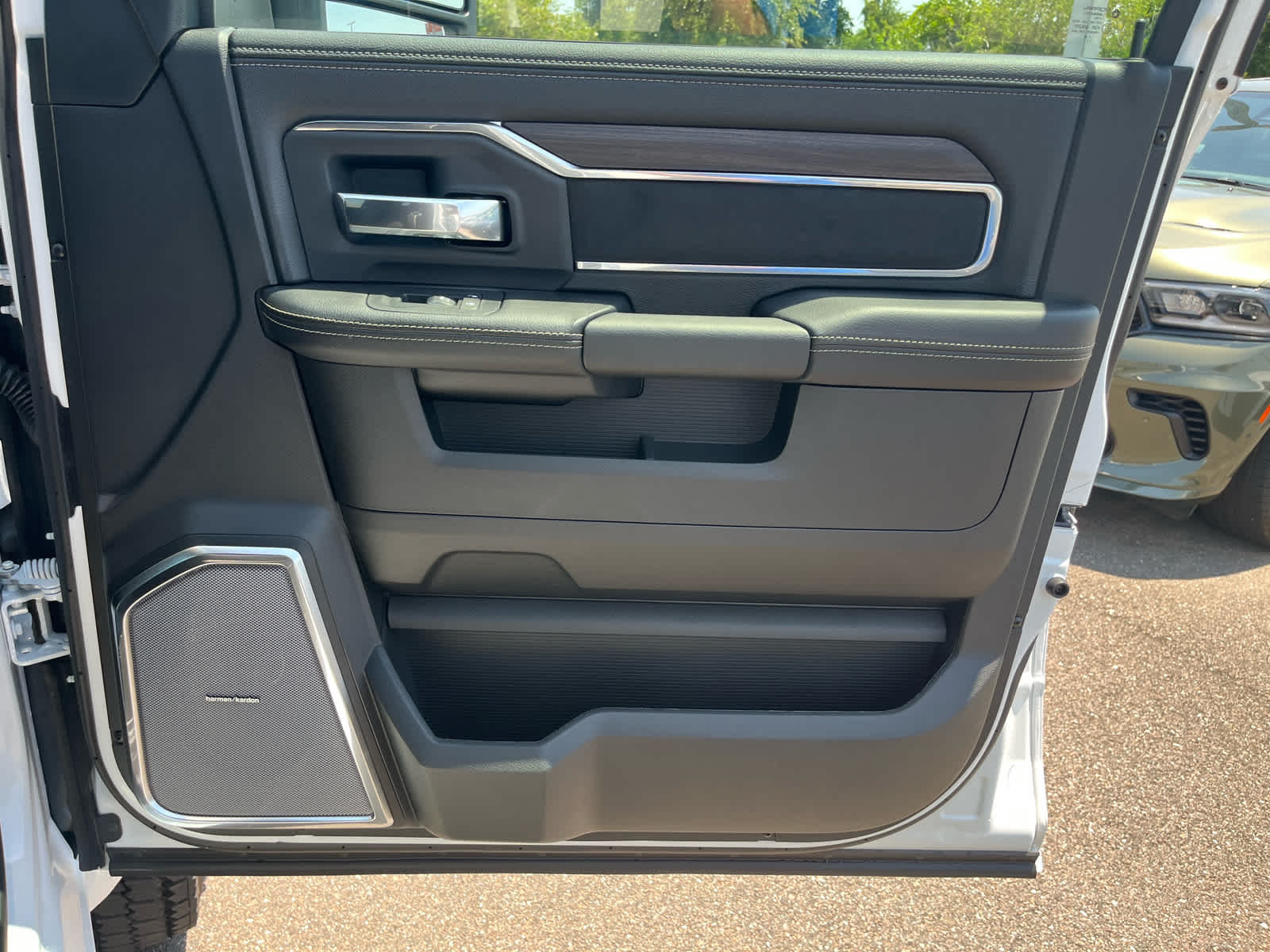 2026 RAM 5500 Chassis Cab Big Horn