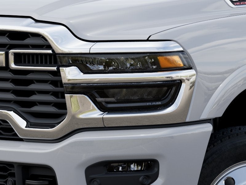 2026 RAM Ram 5500 Chassis Cab RAM 5500 BIG HORN CHASSIS CREW CAB 4X4 84' CA