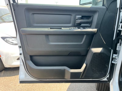 2026 RAM Ram 5500 Chassis Cab RAM 5500 TRADESMAN CHASSIS CREW CAB 4X4 84' CA