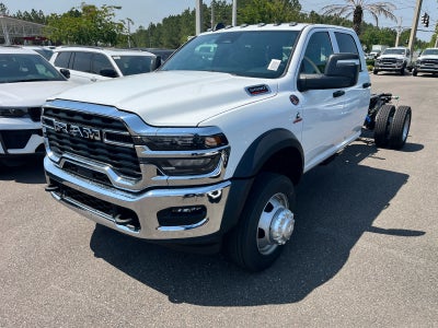 2026 RAM Ram 5500 Chassis Cab RAM 5500 TRADESMAN CHASSIS CREW CAB 4X4 84' CA