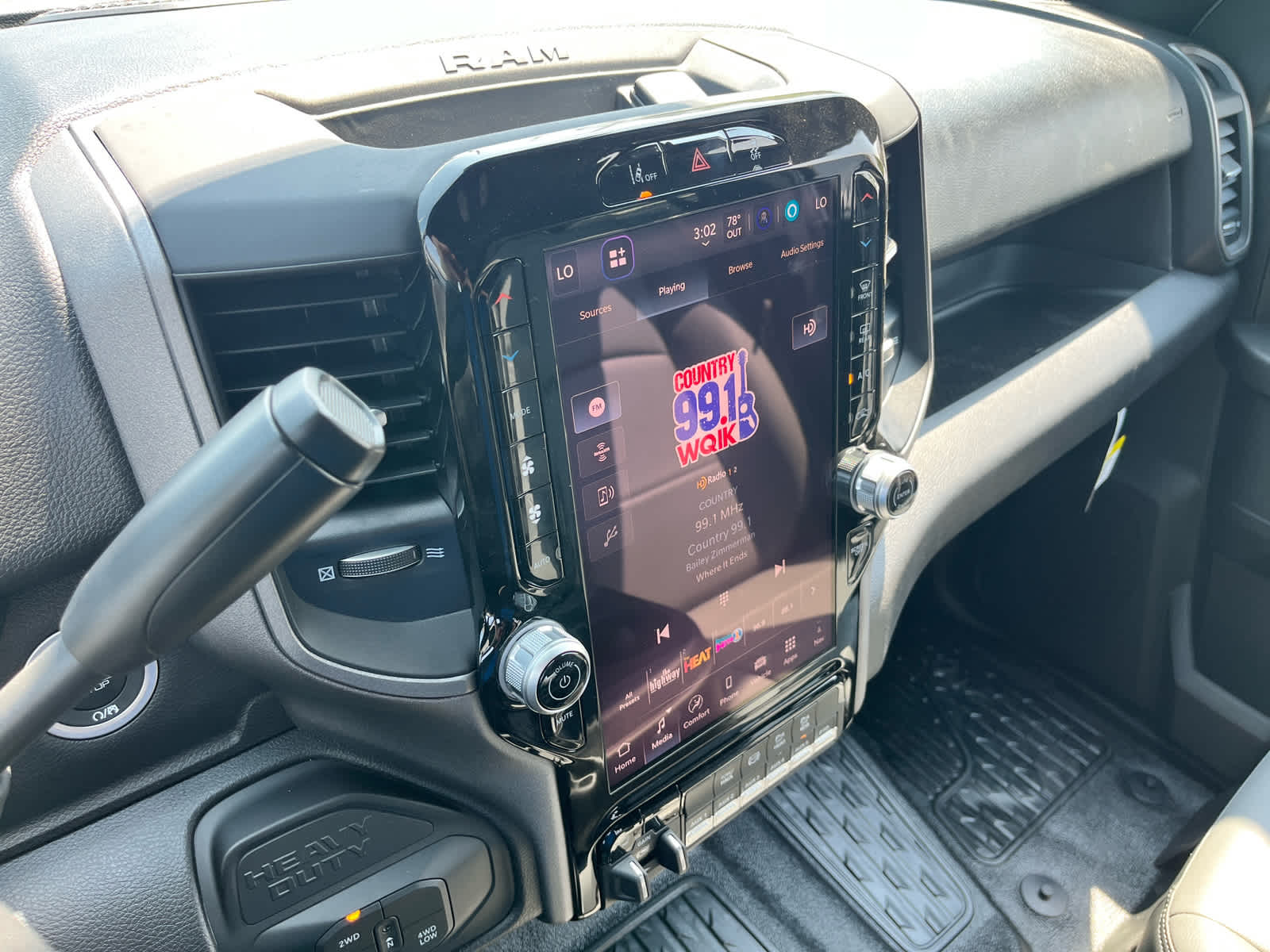 2026 RAM Ram 5500 Chassis Cab RAM 5500 TRADESMAN CHASSIS CREW CAB 4X4 84' CA