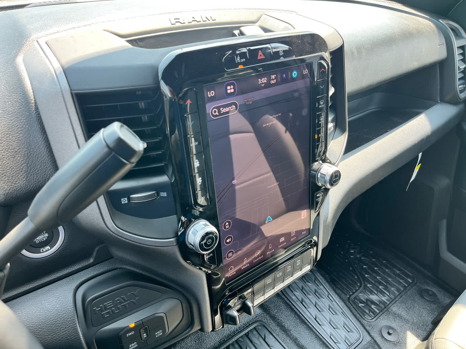 2026 RAM Ram 5500 Chassis Cab RAM 5500 TRADESMAN CHASSIS CREW CAB 4X4 84' CA