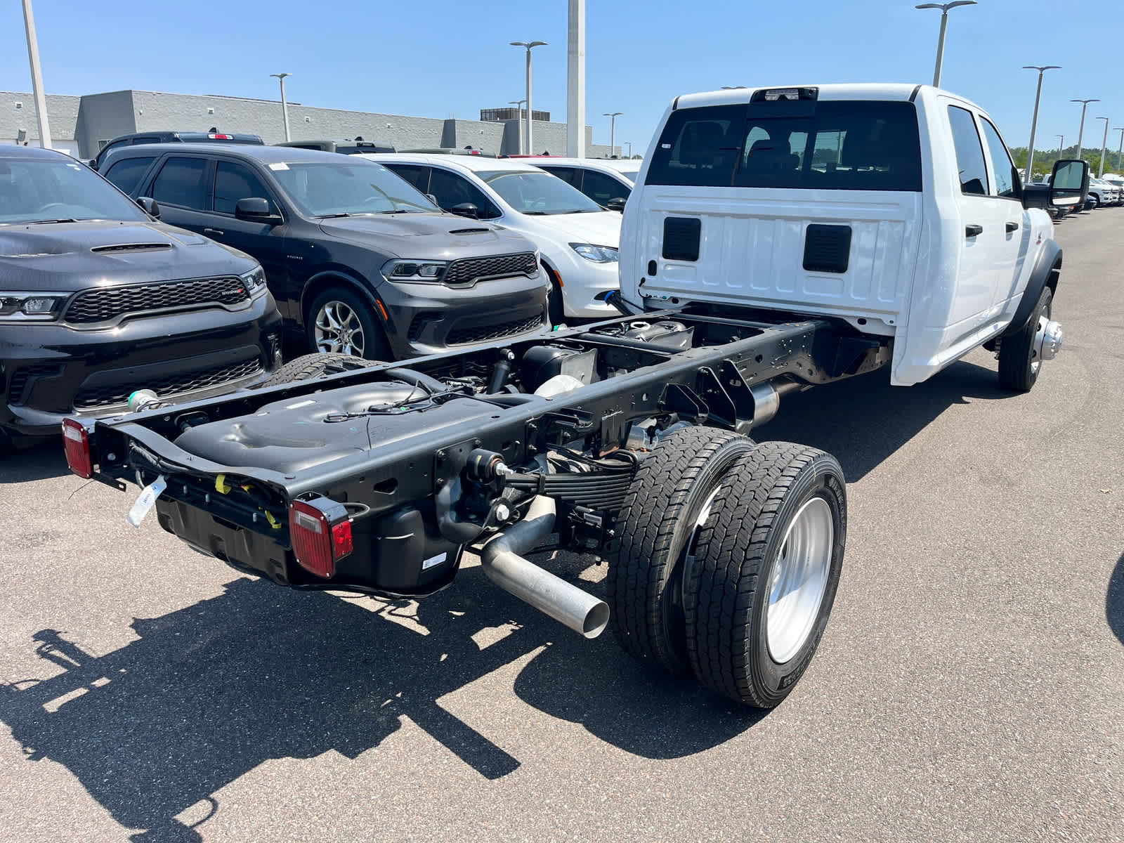 2026 RAM Ram 5500 Chassis Cab RAM 5500 TRADESMAN CHASSIS CREW CAB 4X4 84' CA