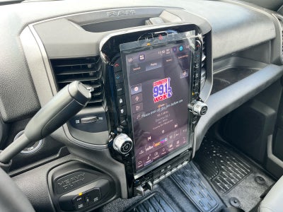 2026 RAM Ram 5500 Chassis Cab RAM 5500 TRADESMAN CHASSIS CREW CAB 4X4 84' CA