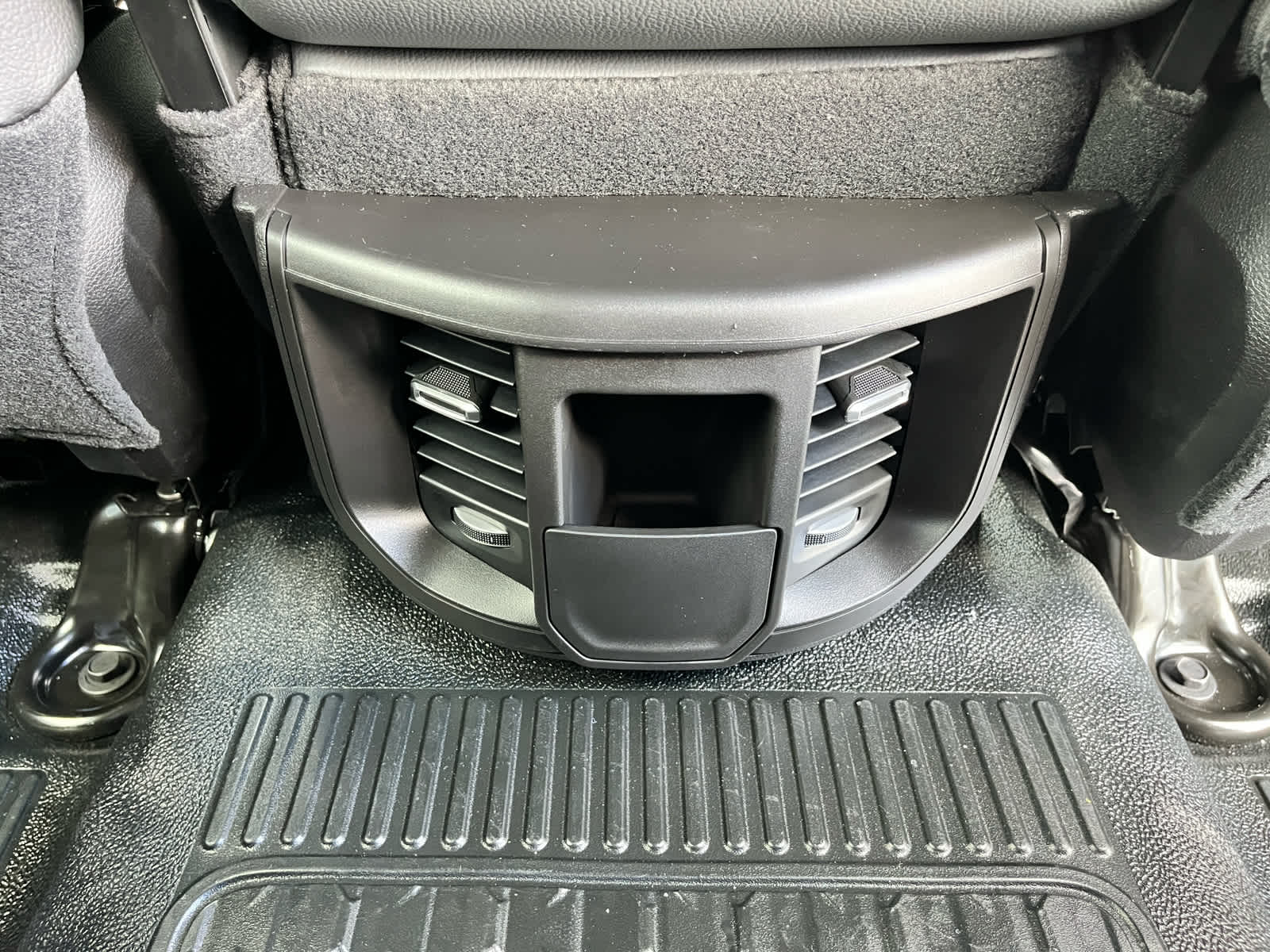 2026 RAM Ram 5500 Chassis Cab RAM 5500 TRADESMAN CHASSIS CREW CAB 4X4 84' CA