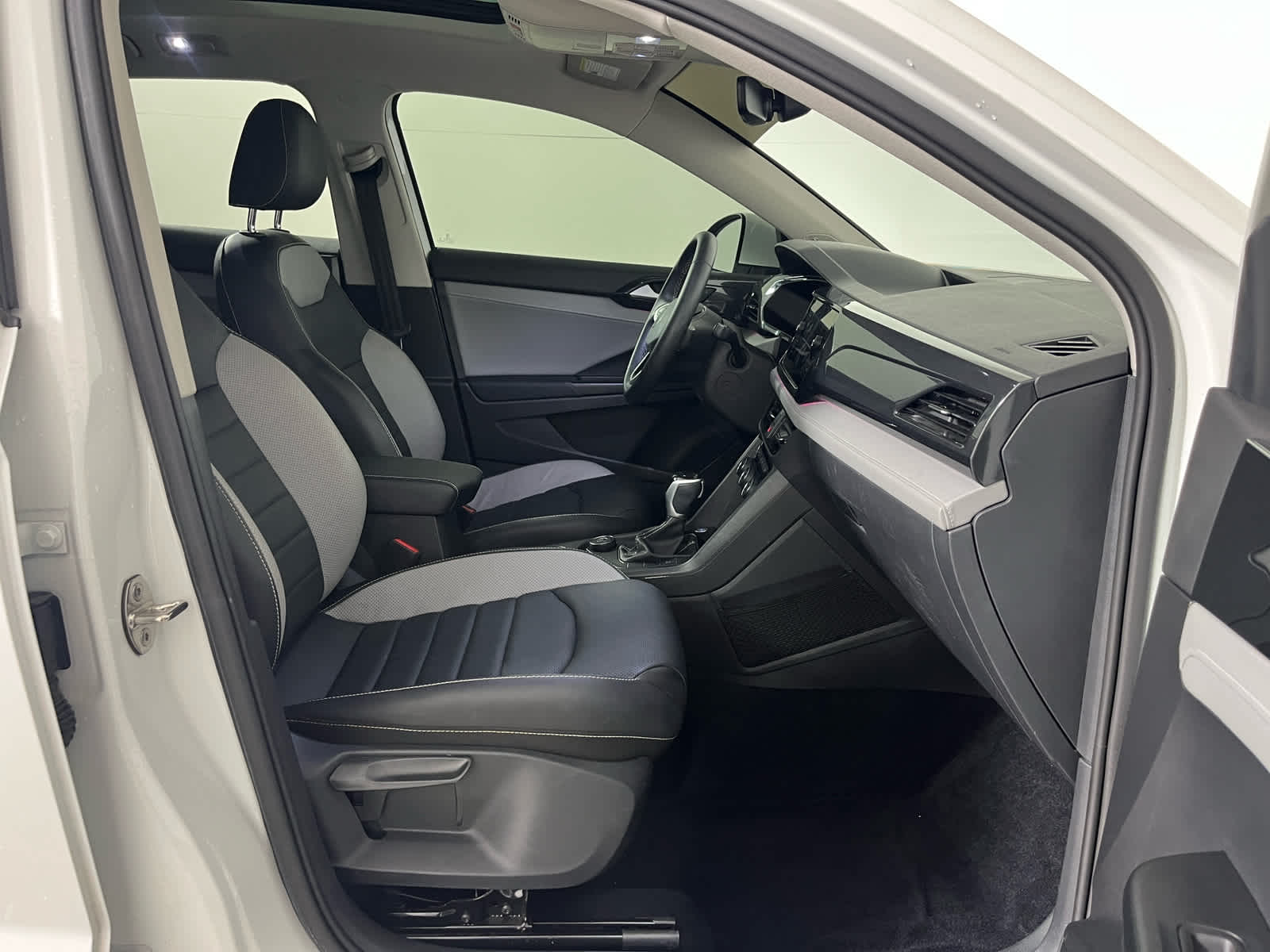 2022 Volkswagen Taos SEL