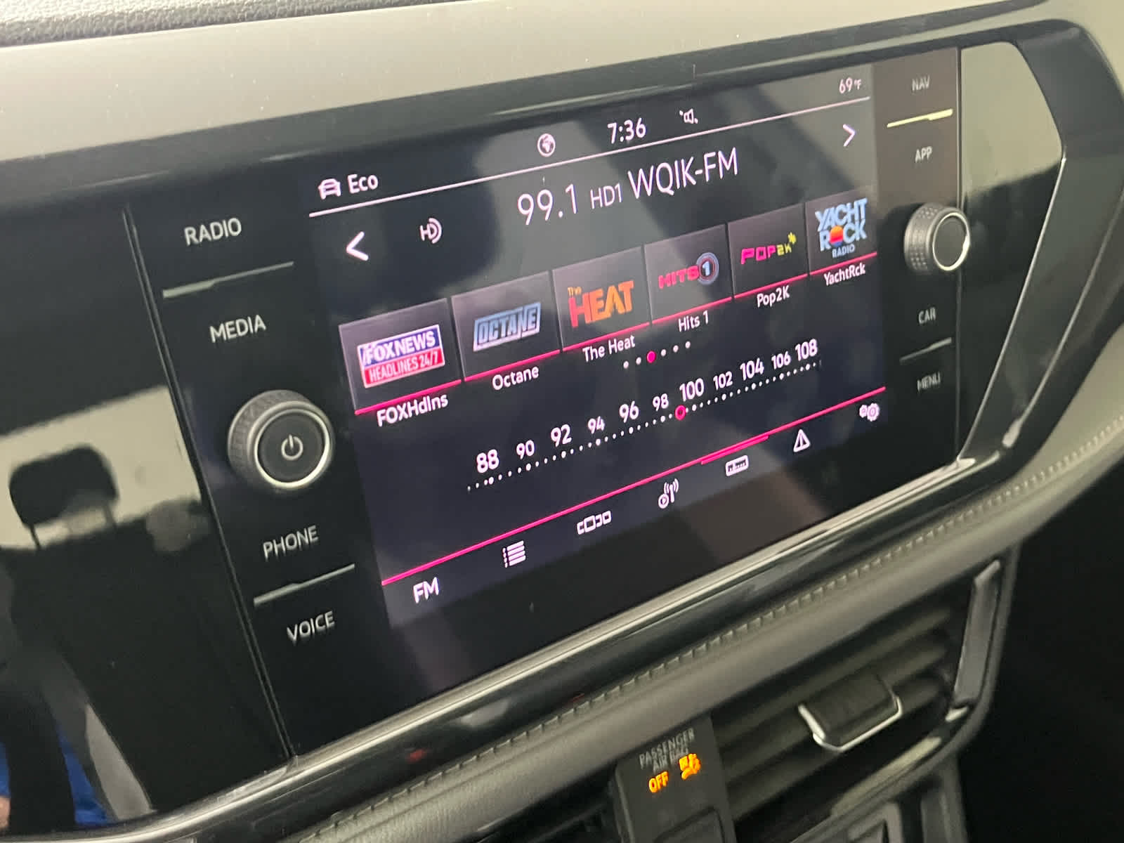 2022 Volkswagen Taos SEL