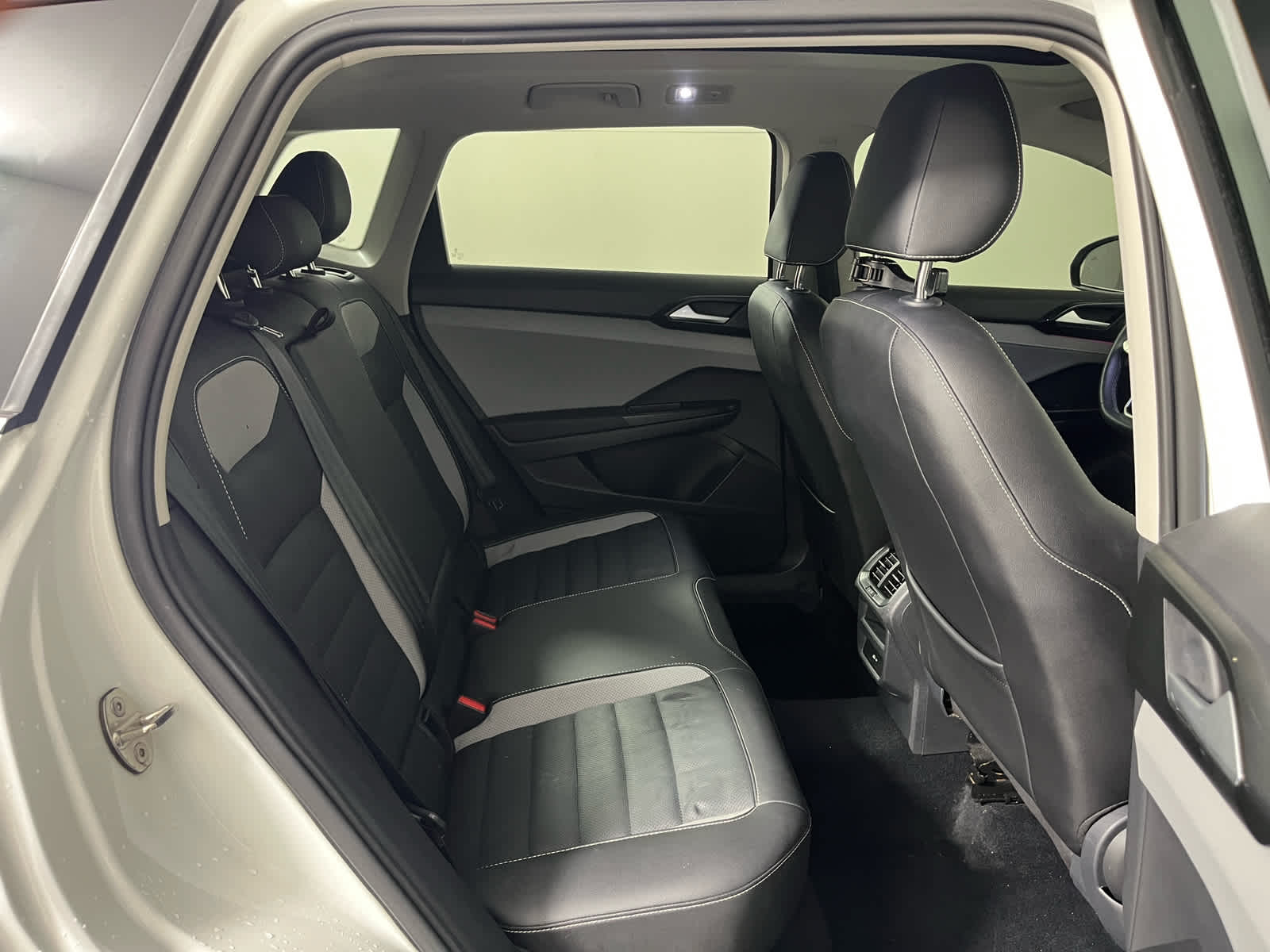 2022 Volkswagen Taos SEL