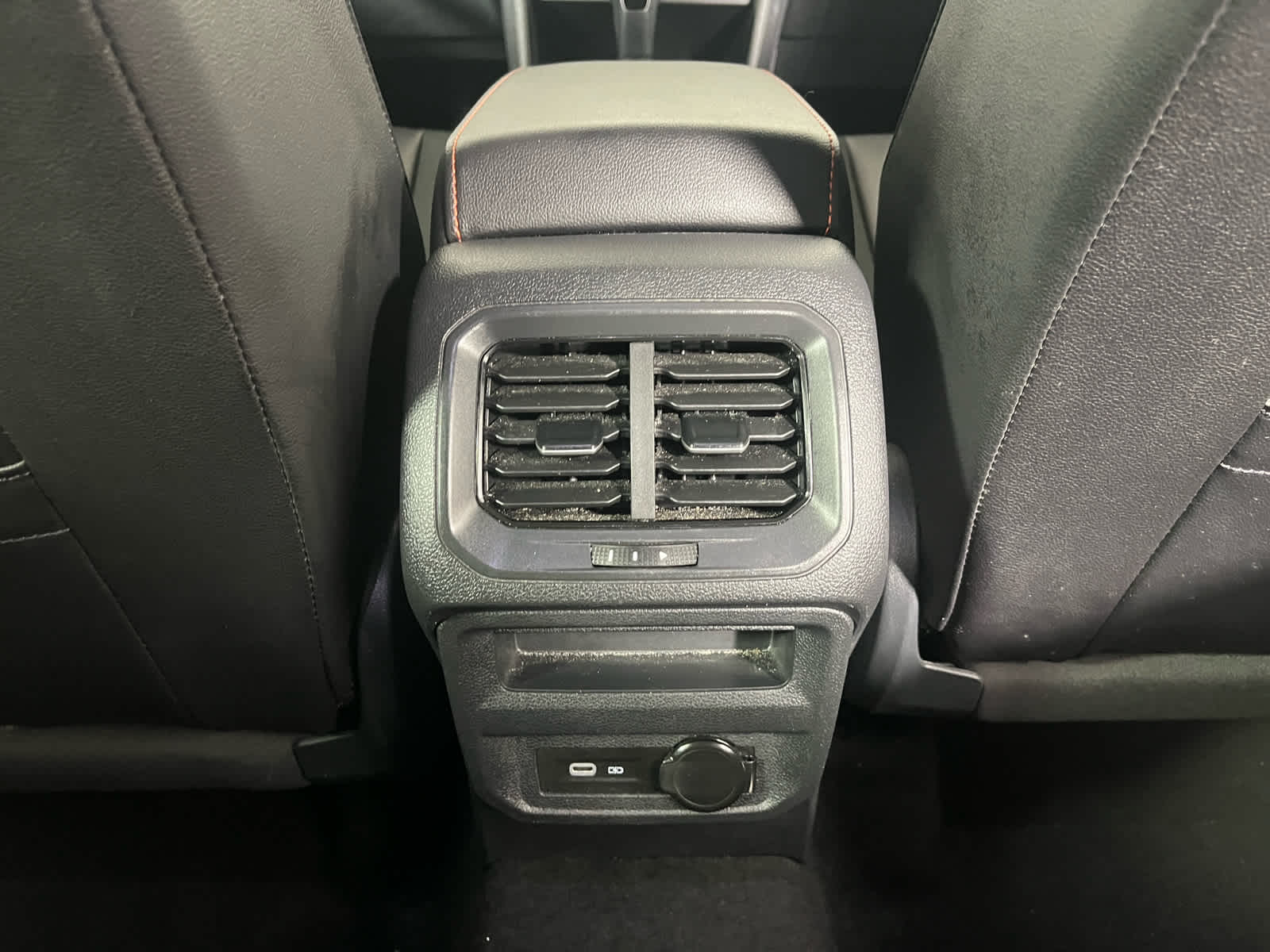 2024 Volkswagen Tiguan Wolfsburg Edition