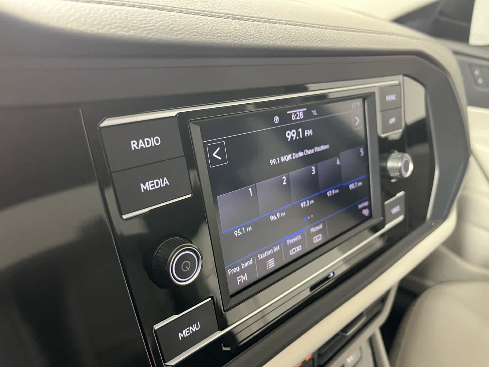 2024 Volkswagen Jetta 1.5T SE