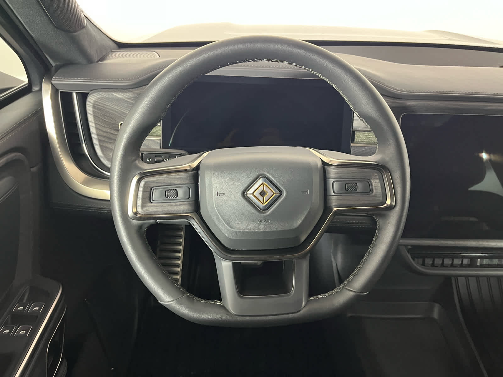 2023 Rivian R1T Adventure