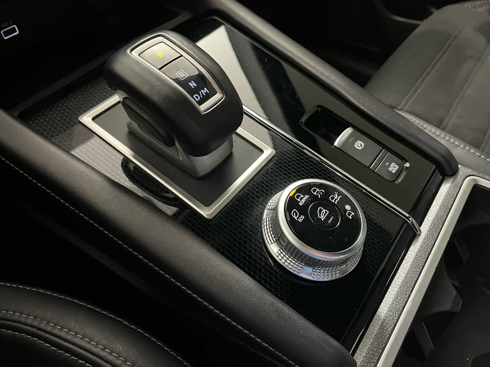 2023 Mitsubishi Outlander SE Black Edition