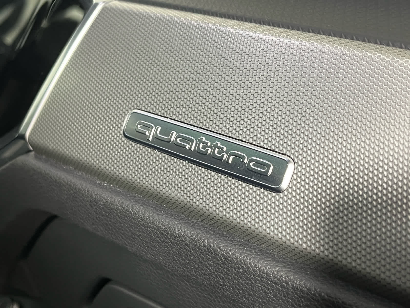 2023 Audi Q3 S line Premium