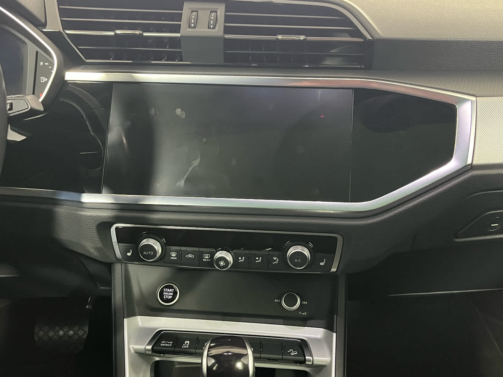 2023 Audi Q3 S line Premium