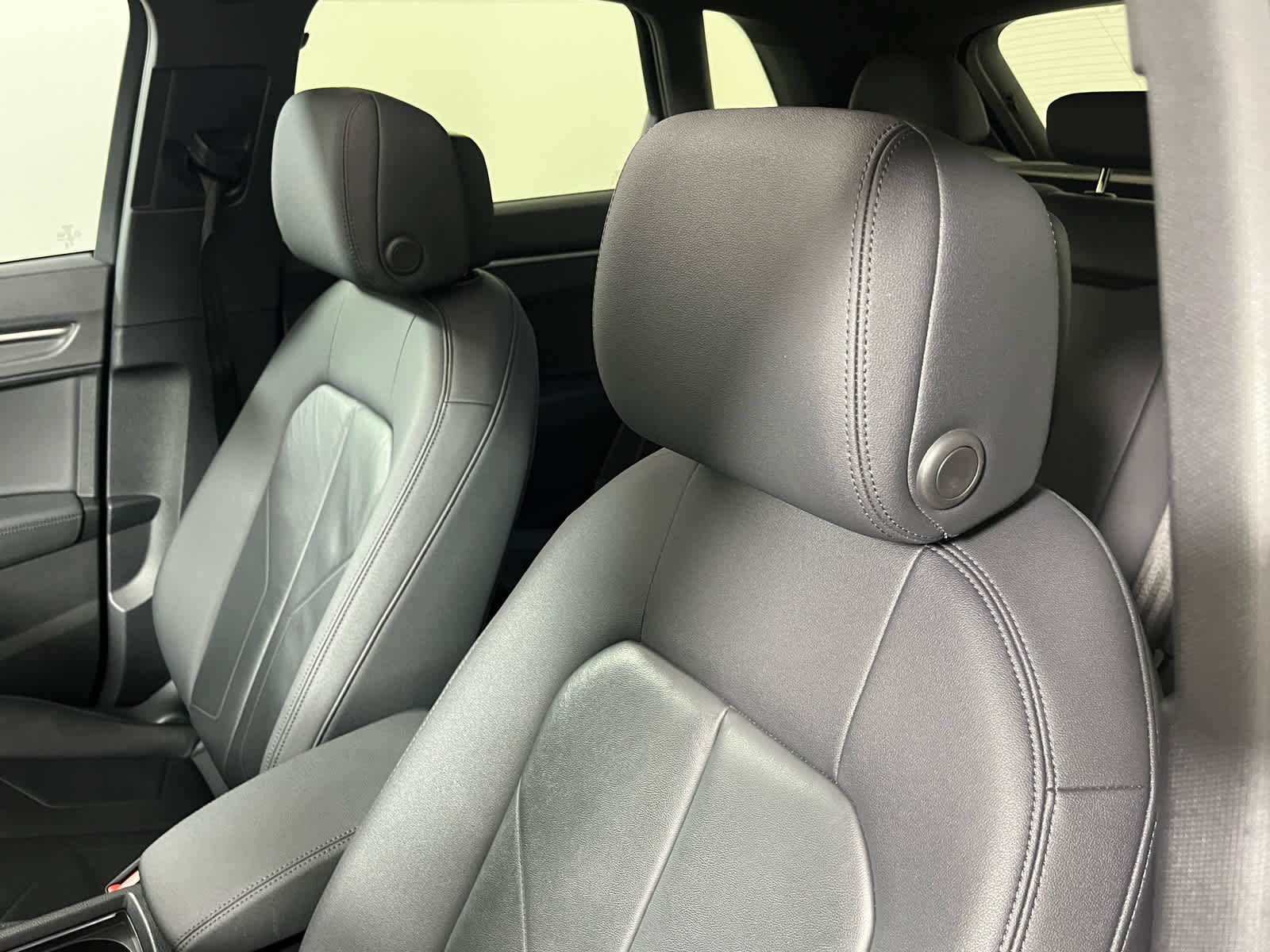 2023 Audi Q3 S line Premium