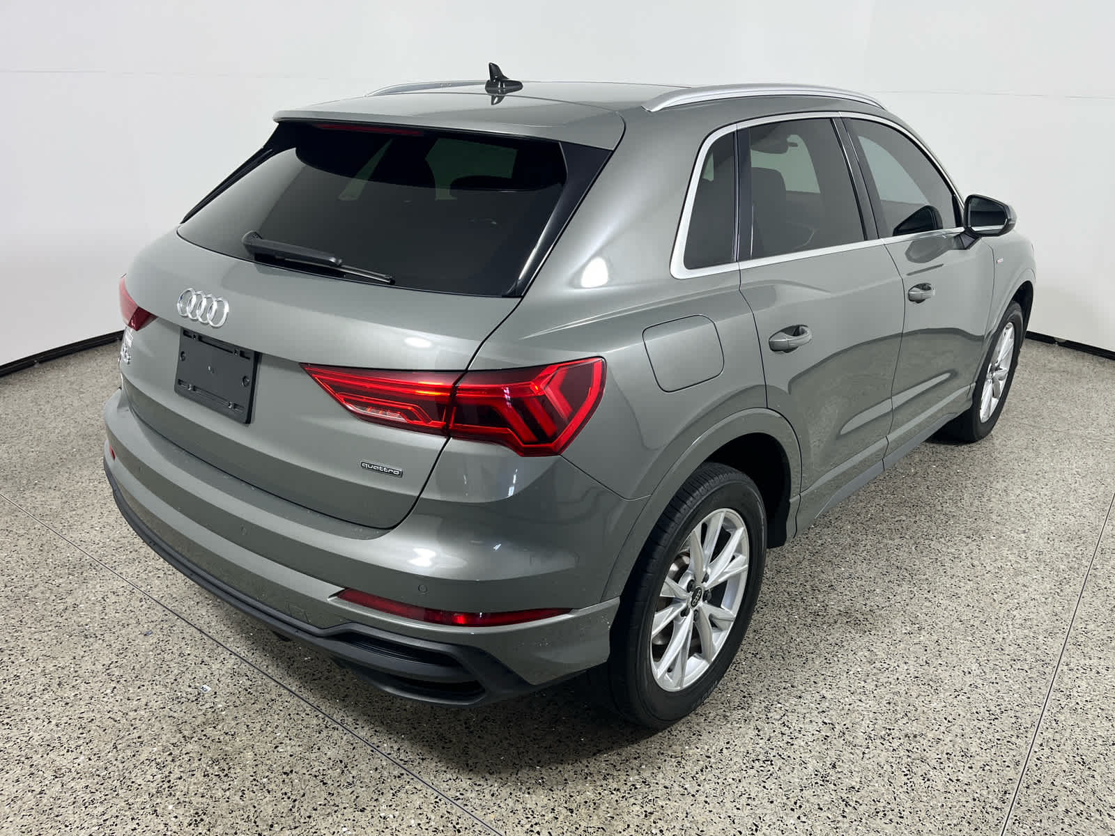 2023 Audi Q3 S line Premium