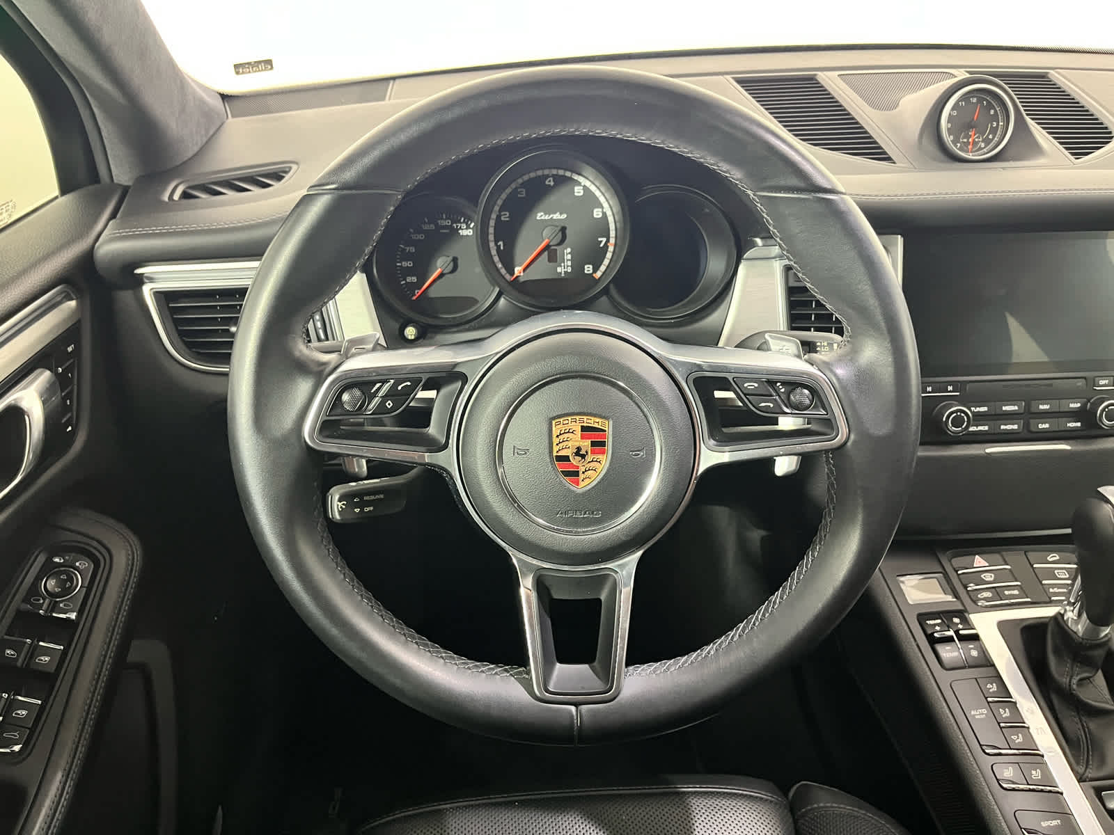 2017 Porsche Macan Turbo