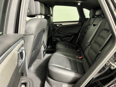 2017 Porsche Macan Turbo