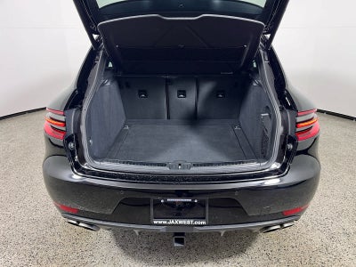 2017 Porsche Macan Turbo