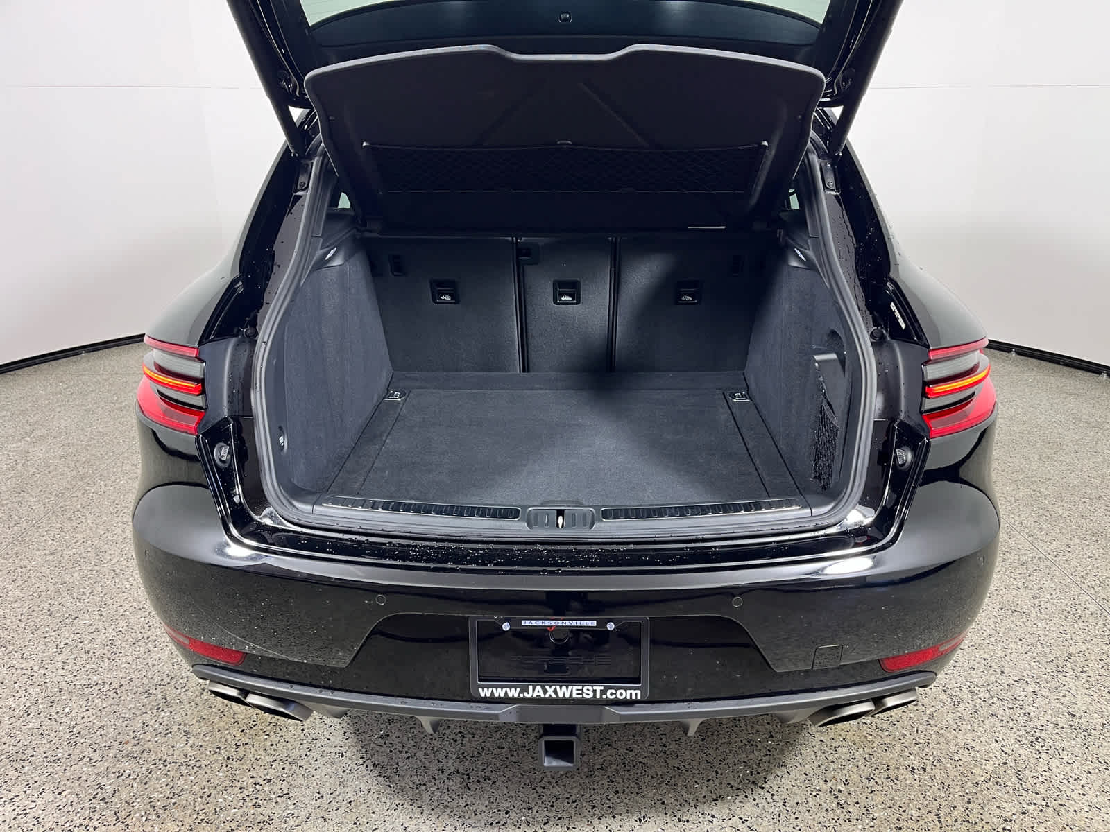 2017 Porsche Macan Turbo